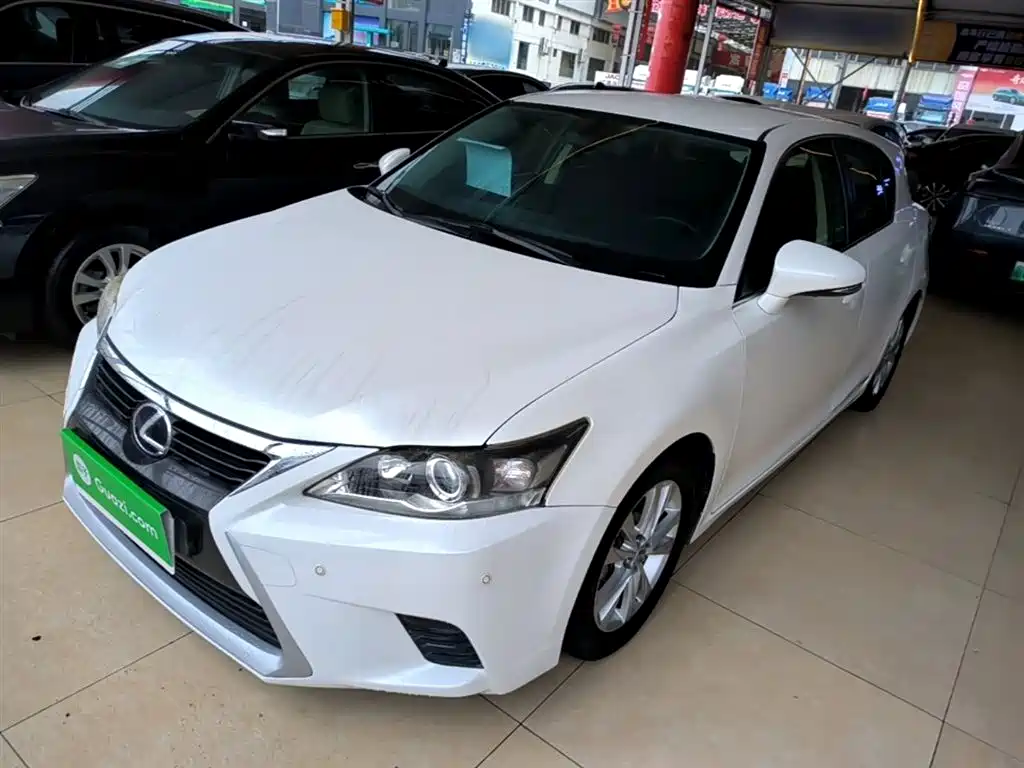 Lexus CT 2014 CT200h Elite Monochrome фото 2