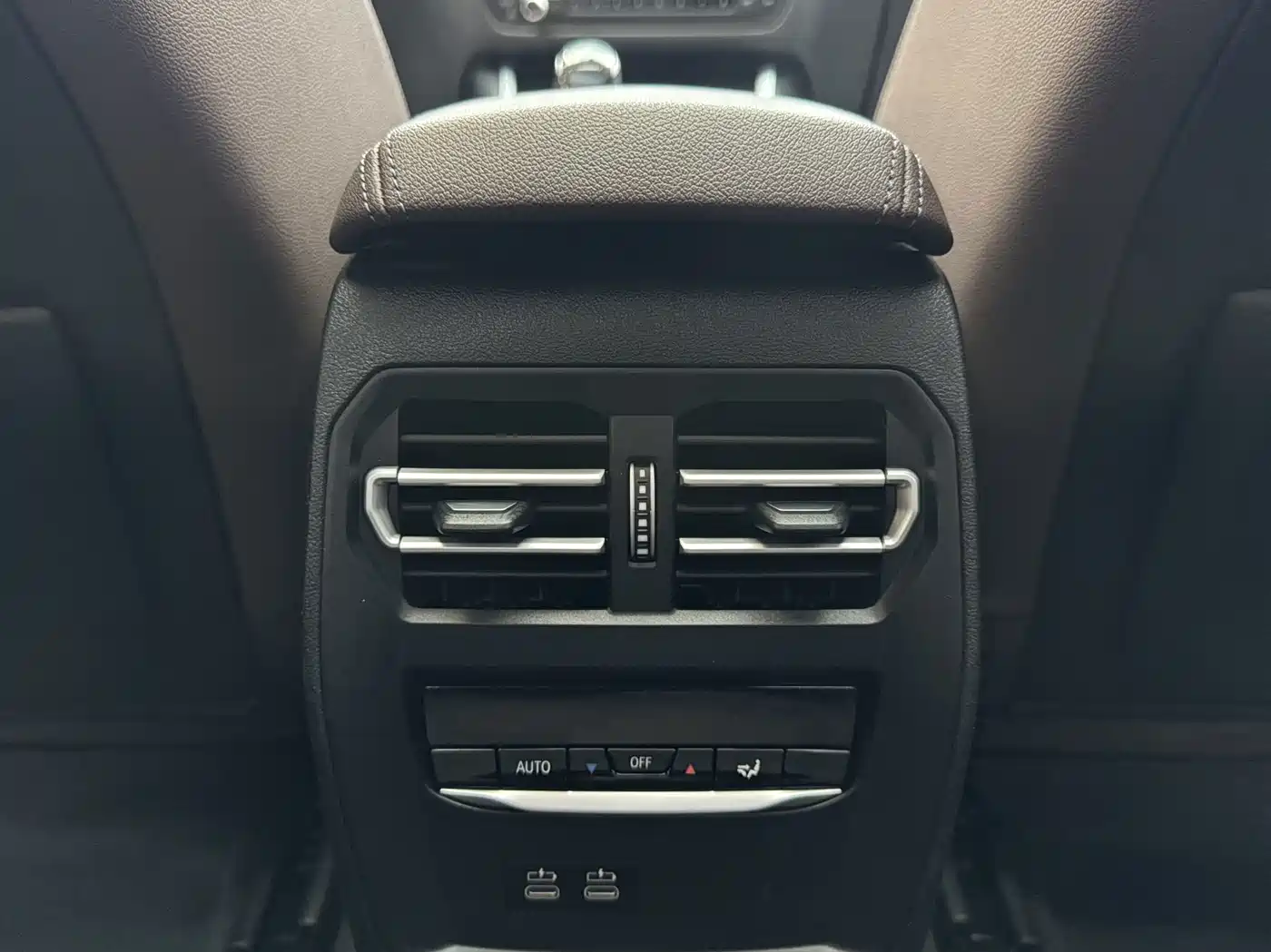 Фото 15 - BMW 3 Series