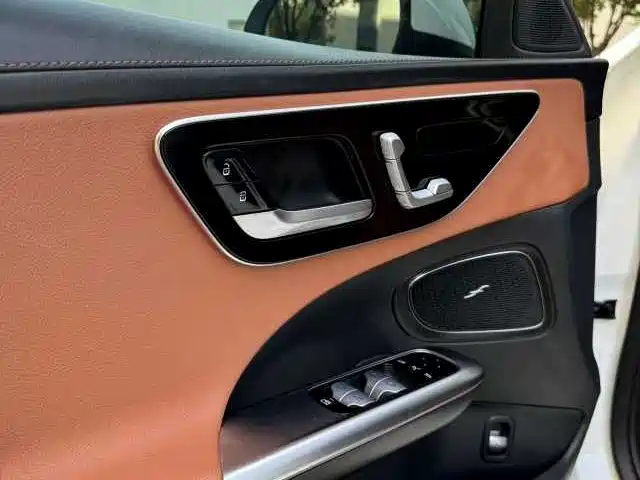 Mercedes-Benz C-Class 2022 C 260 L Sport Edition фото 9