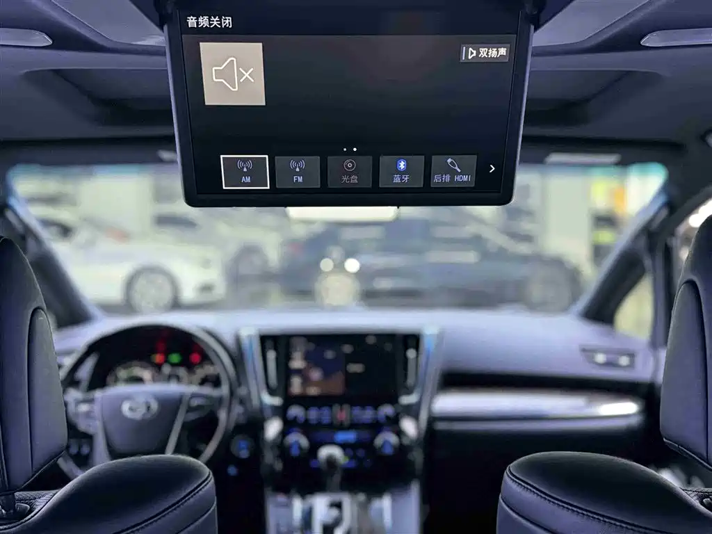 Toyota Alphard 2021 Hybrid 2.5L Ultimate фото 16