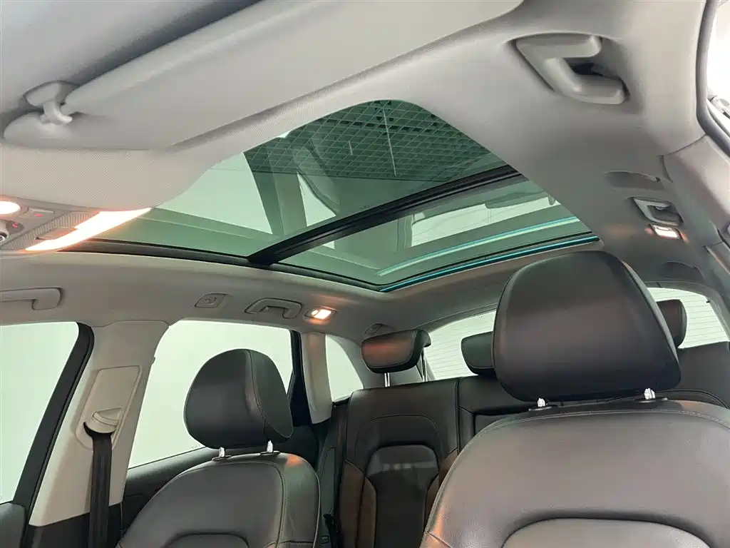 Audi Q5 2017 Plus 40 TFSI Technology фото 18