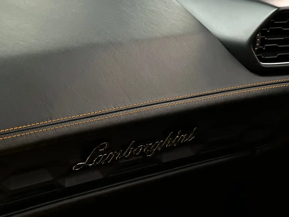 Lamborghini Huracán 2014 LP 610-4 фото 10