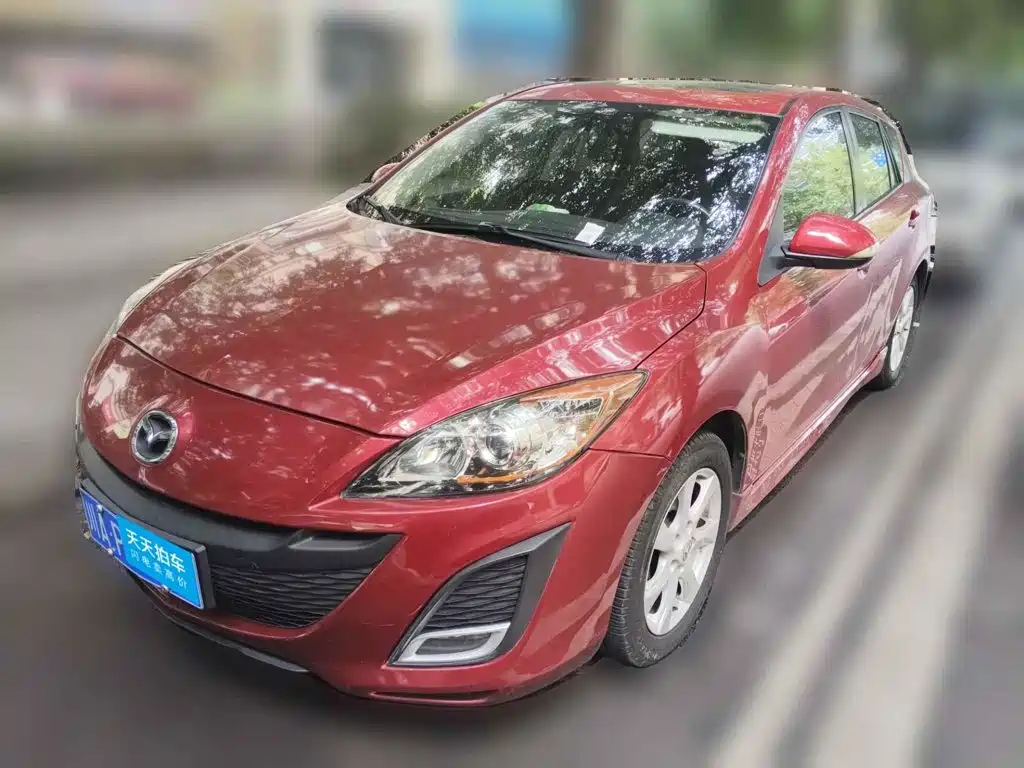 Mazda Mazda3 (Import) 2010 2010 Hatchback 2.0 Automatic Luxury