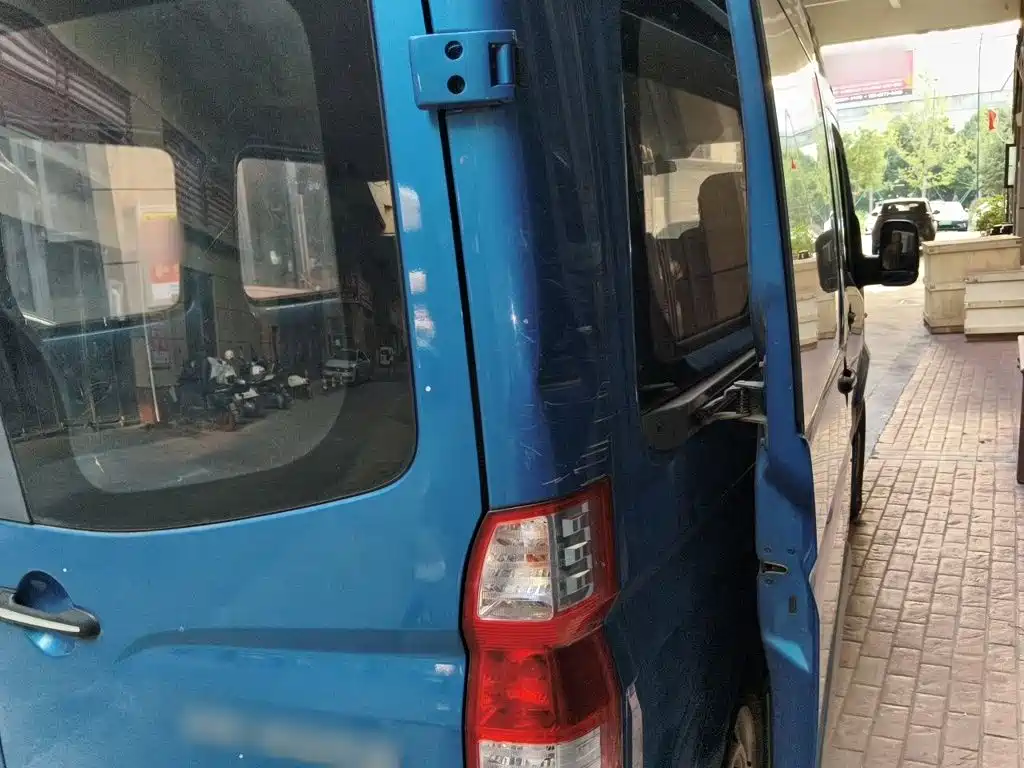 Фото 6 - Foton Tuyano