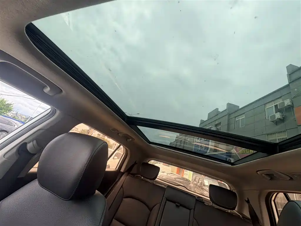 Hyundai Beijing Hyundai ix25 2015 1.6L Automatic FWD Premium DLX фото 6
