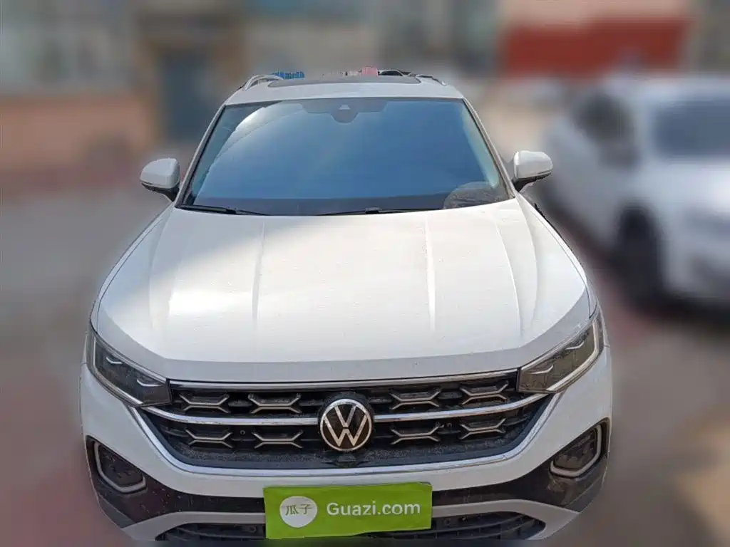 Volkswagen Tayron 2024 300TSI 2WD Luxury Plus Advanced фото 3