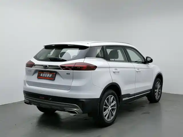 Geely Boyue 2018 1.8TD Automatic 2WD Smart Connect 4G Edition — фото 2