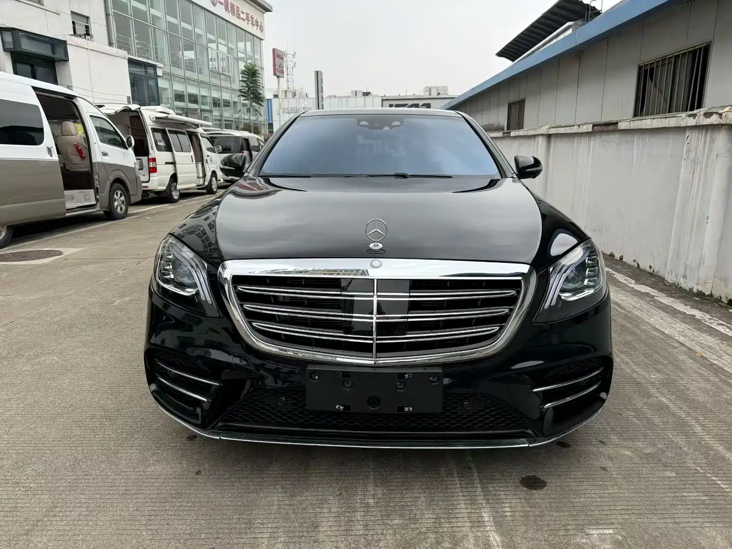 Photo 2 - Mercedes-Benz S-Class