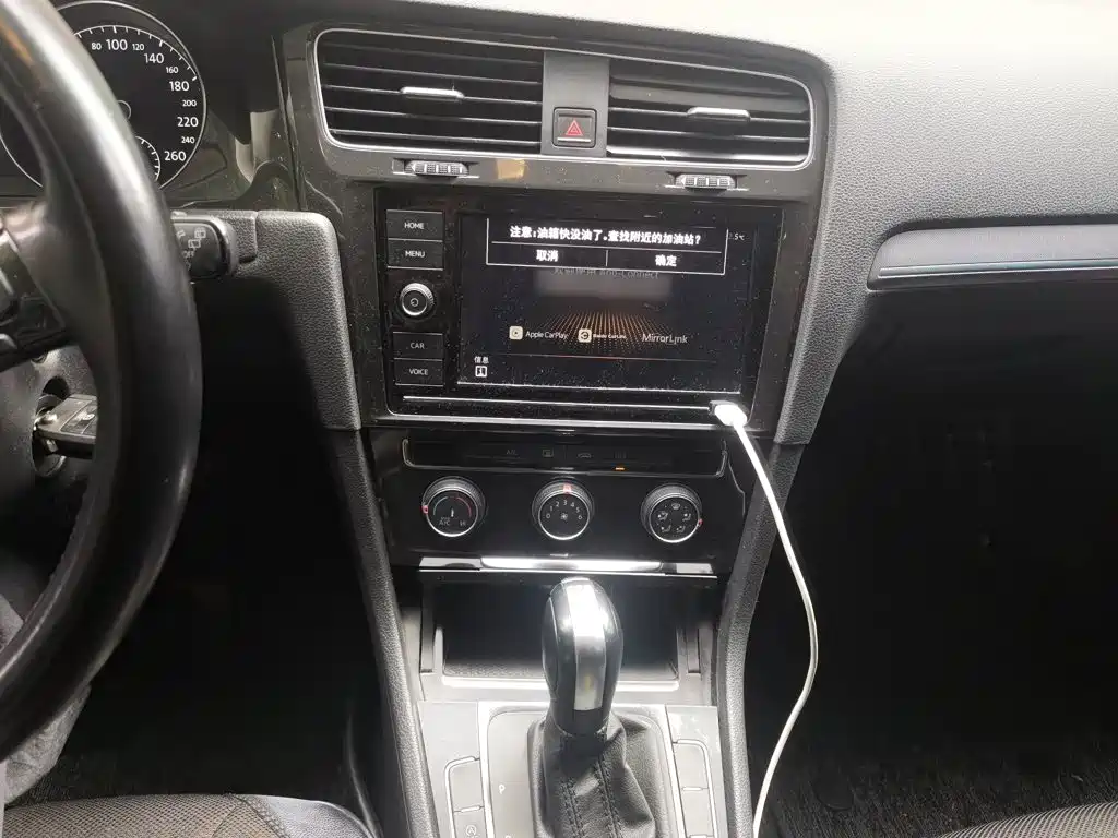 Фото 6 - Volkswagen Golf