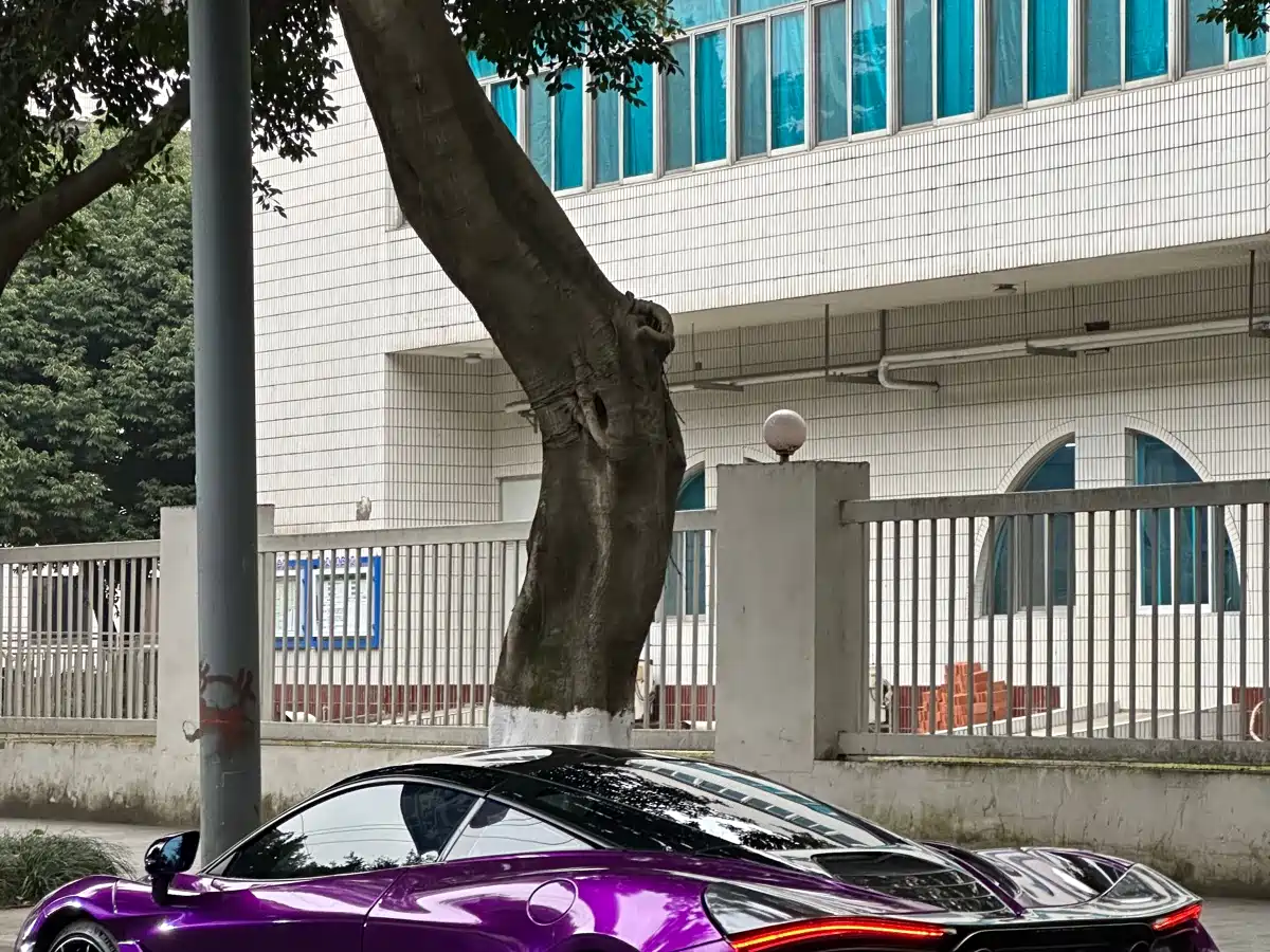 McLaren 720S 2019 4.0T Coupe фото 16