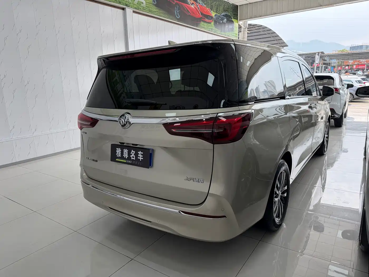 BUICK GL8