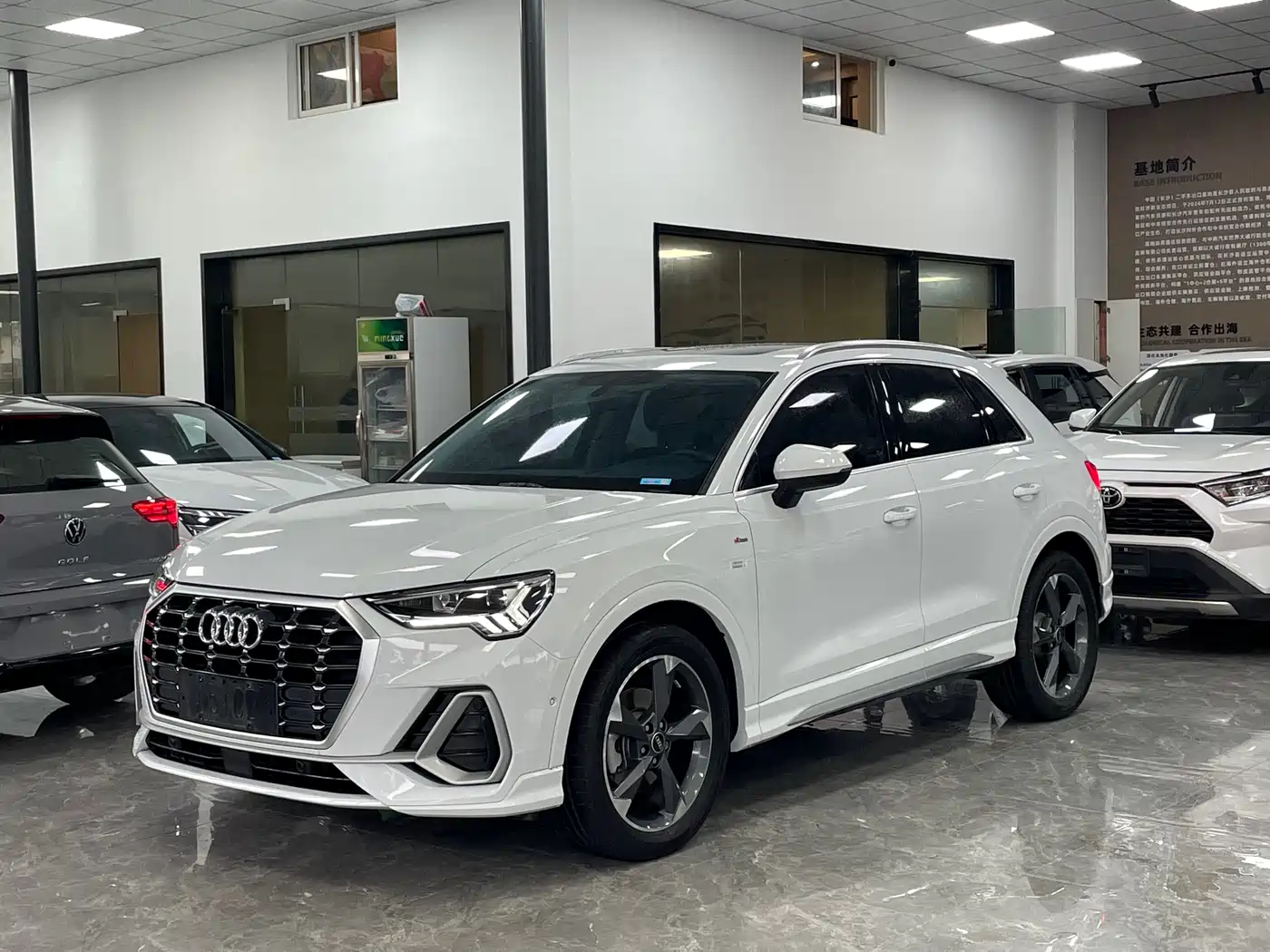 Audi Q3 2022 35 TFSI Fashion Dynamic