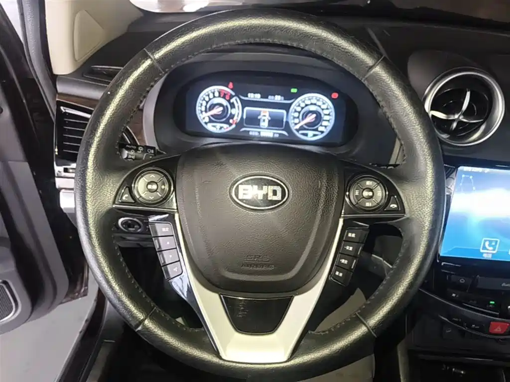BYD S7 2016 2.0T Automatic Flagship Plus фото 11