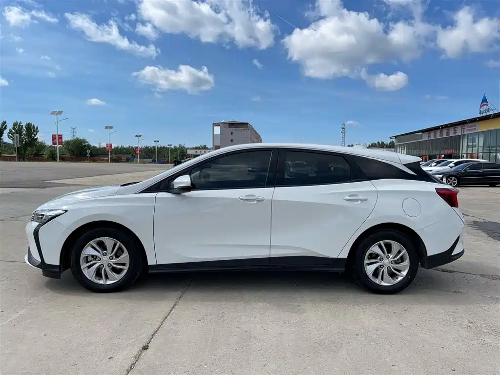 Buick Velite 6 2022 PHEV Connected Sharing фото 4