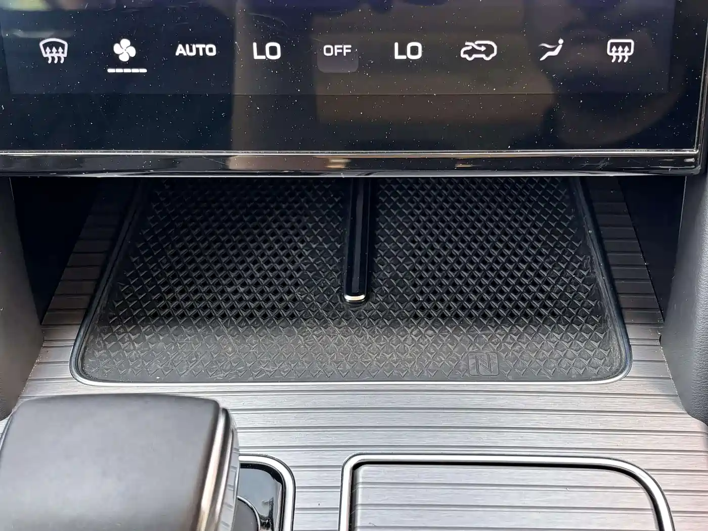 Hongqi HS7 PHEV 2024 2024 2.0T PHEV AWD Flagship 6-Seater