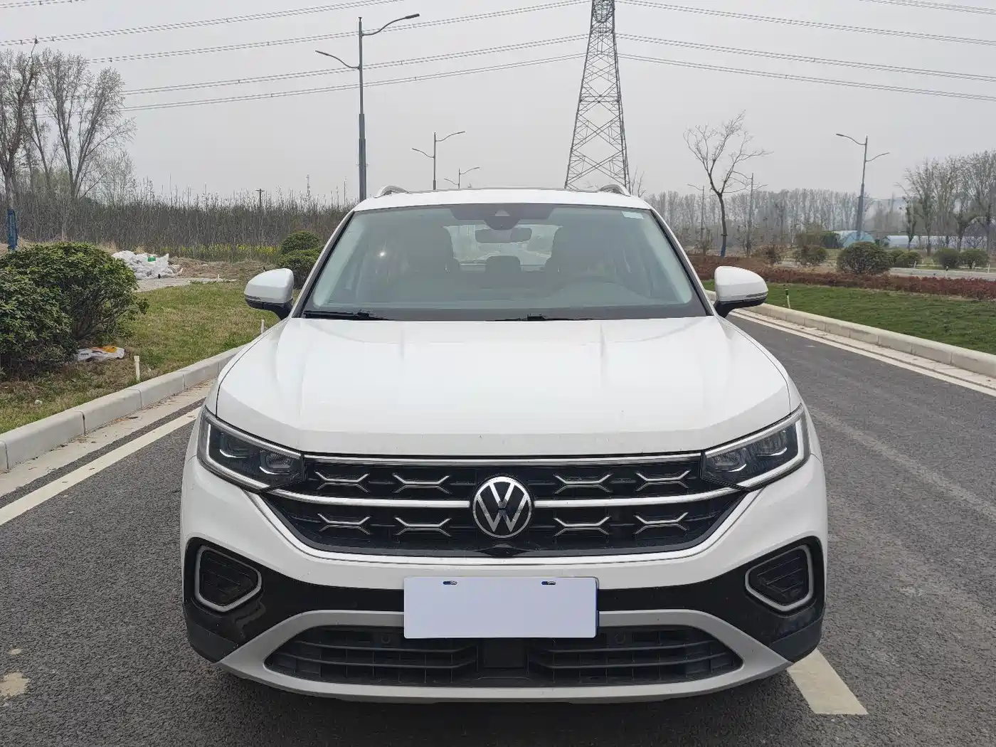 Volkswagen Tayron 2023 330TSI 2WD Luxury Plus Advanced Edition фото 2