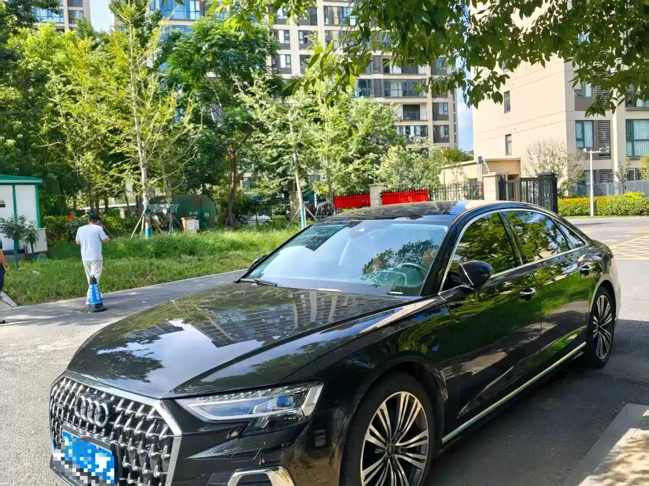 Audi A8 2025 2024 Model A8L 45 TFSI quattro Luxury