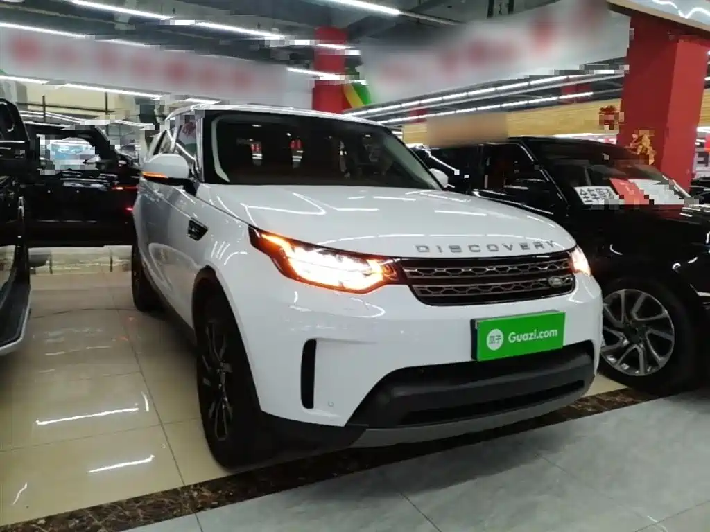 Land Rover Discovery 2019 3.0 SC V6 SE фото 4