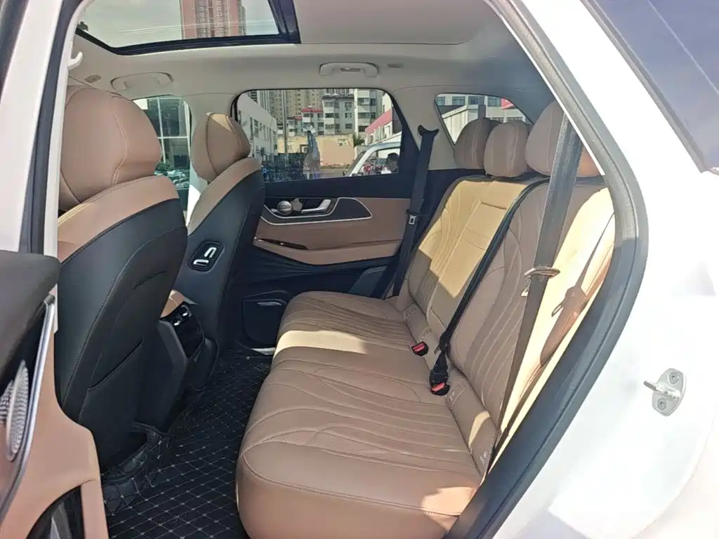 Chery Tiggo 8L 2025 2024 Model 2.0T 2WD Luxury 5-Seater