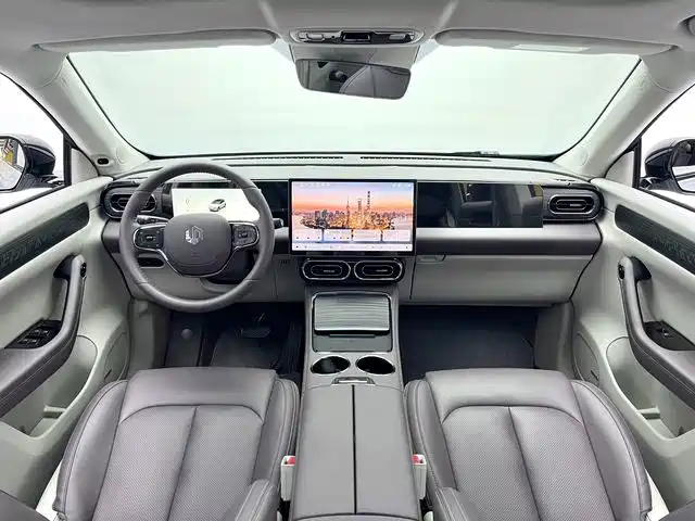 Фото 8 - Leapmotor C11