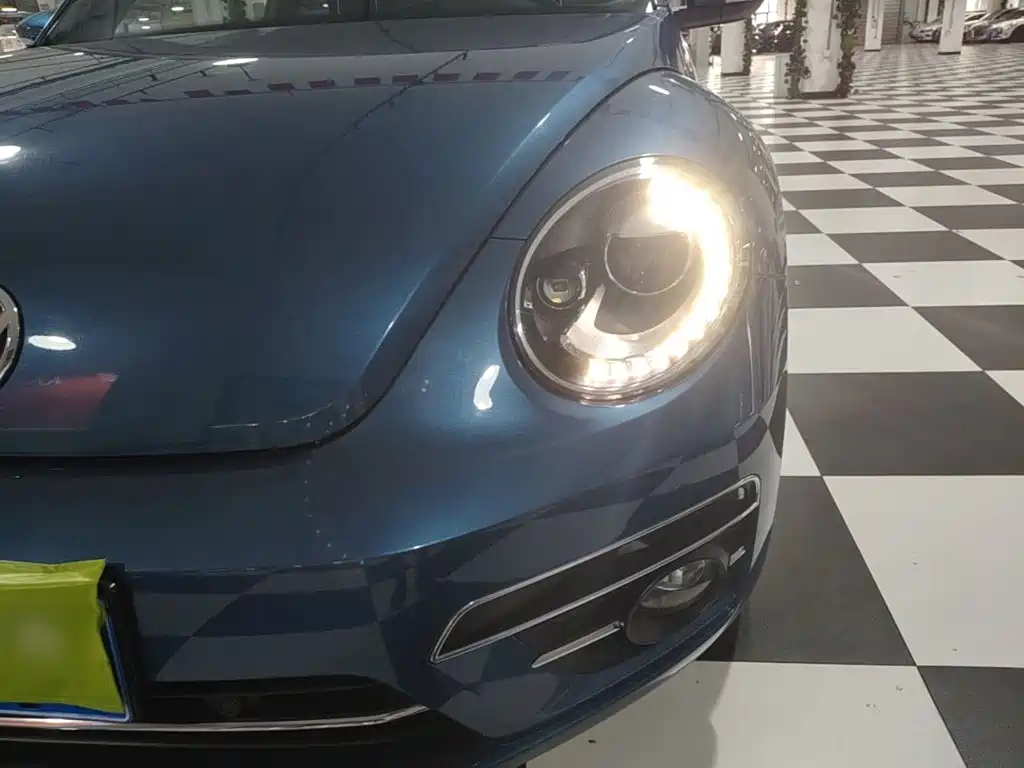 Volkswagen Beetle 2019 2018 180TSI Trend Joy Edition