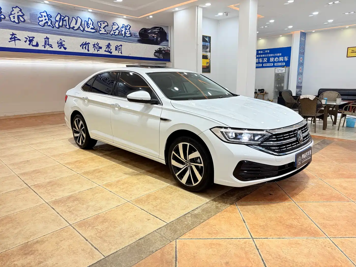 Volkswagen Sagitar 2024 300TSI DSG Surpass Edition фото 3