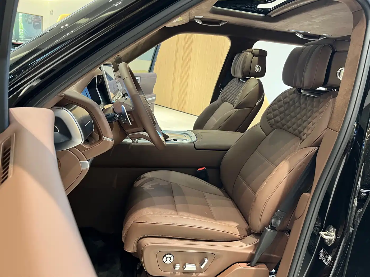 TANK TANK 700 NEW ENERGY