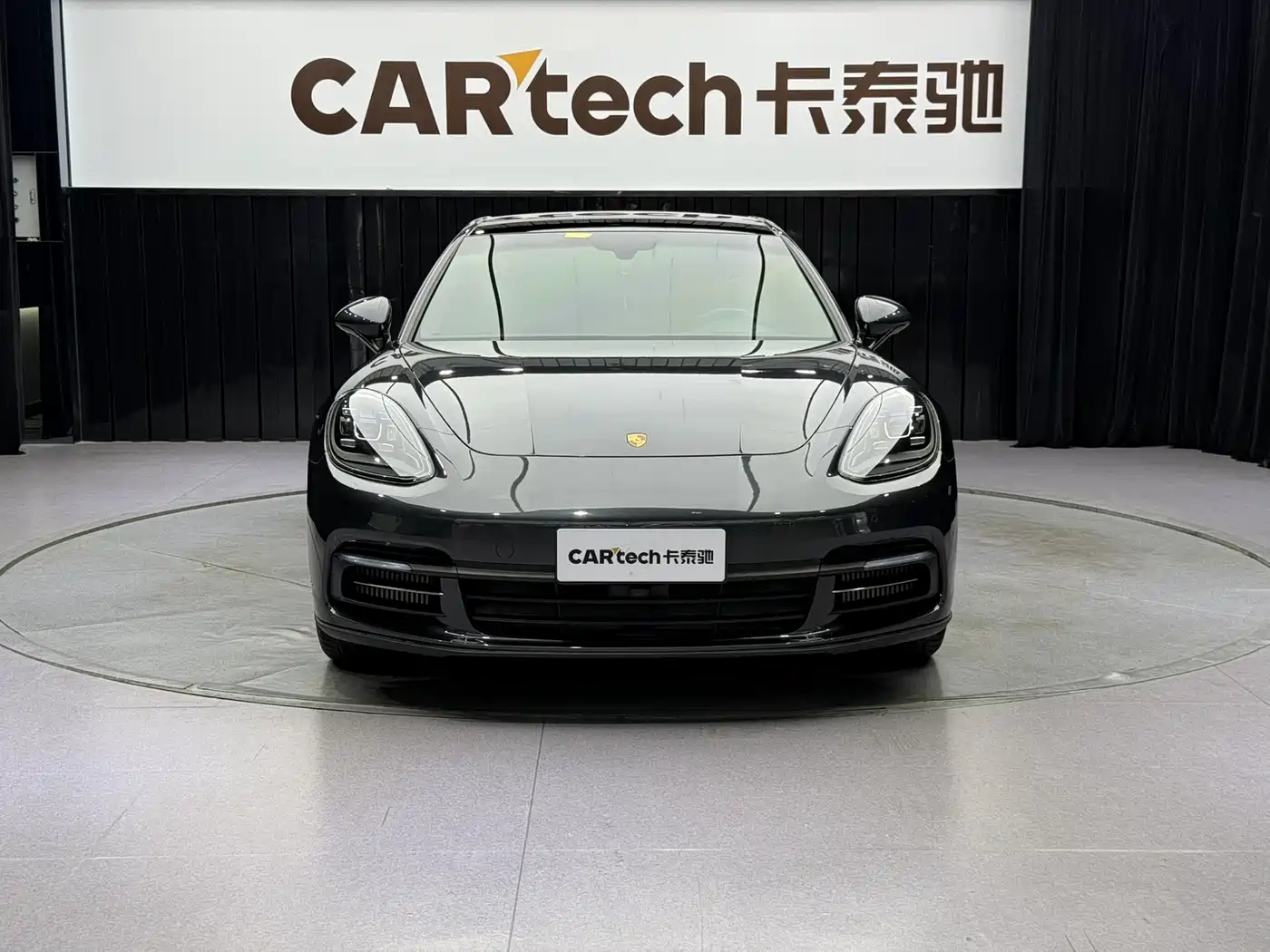 Porsche Panamera 2019 Panamera 4 Executive Long Wheelbase 2.9T фото 3
