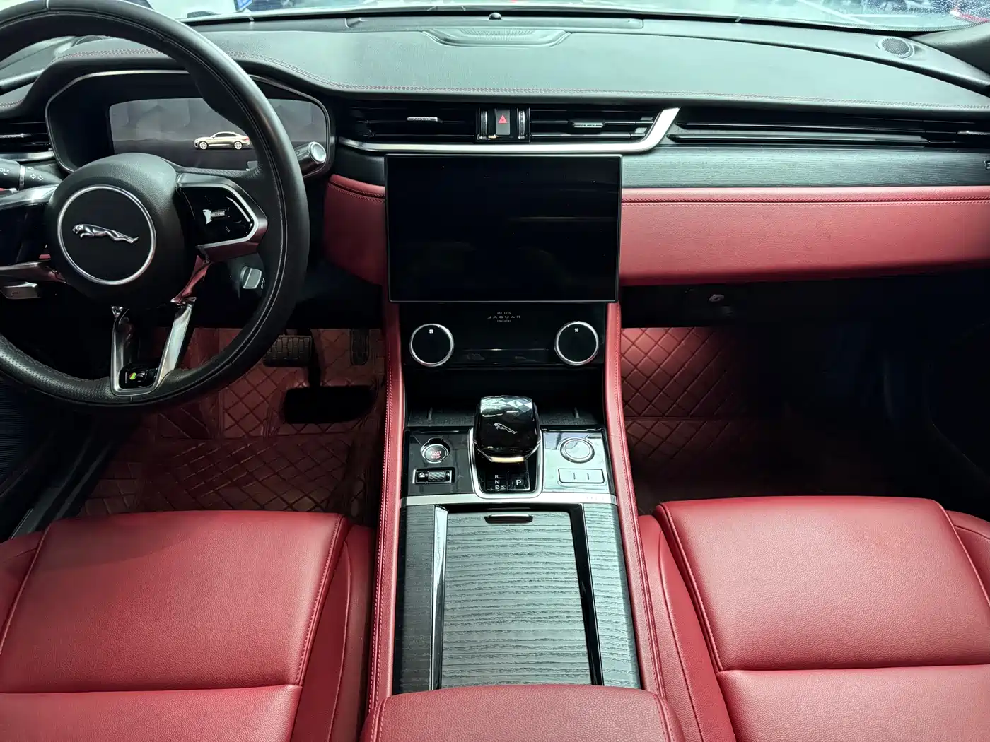 JAGUAR XFL