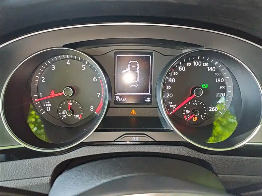 Volkswagen FAW-Volkswagen CC 2019 330TSI Elegance Edition China VI фото 12