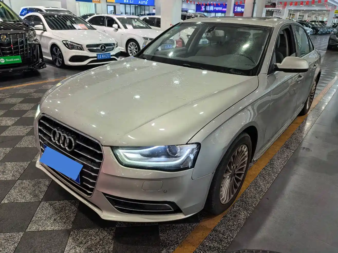 Audi A4L 2016 35 TFSI Collector's Edition Automatic Standard