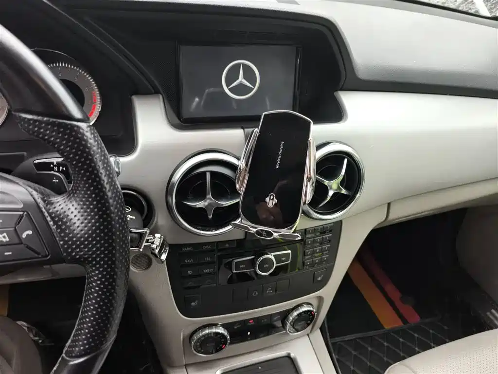 Mercedes-Benz GLK-Class 2013 GLK 300 4MATIC Dynamic Sunroof фото 6