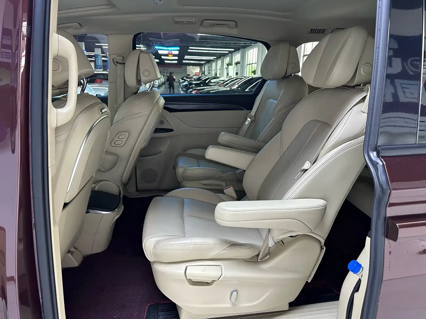 Buick GL8 2022 ES Landmark 653T Premium фото 4