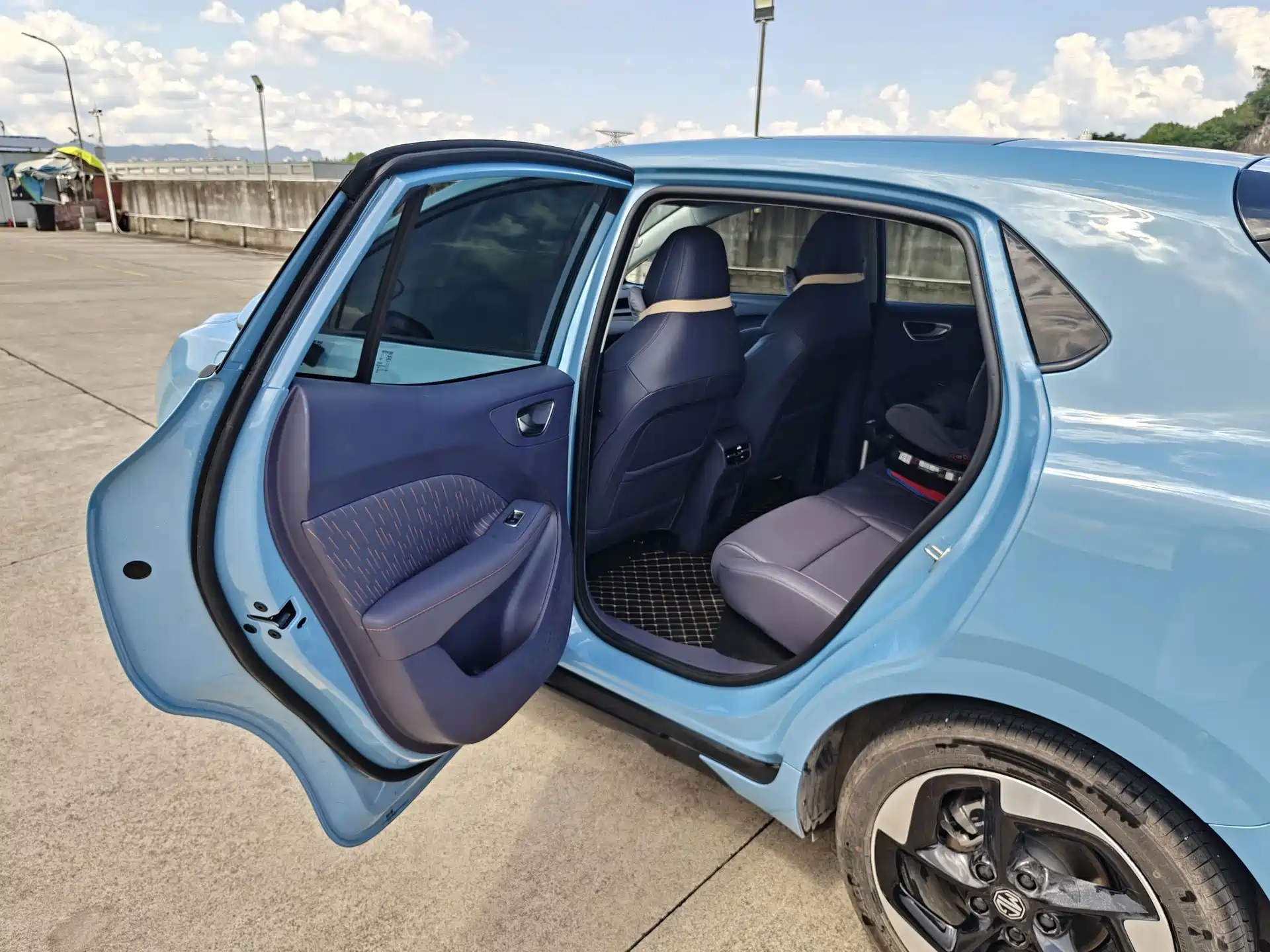 Фото 11 - MG MG4 EV