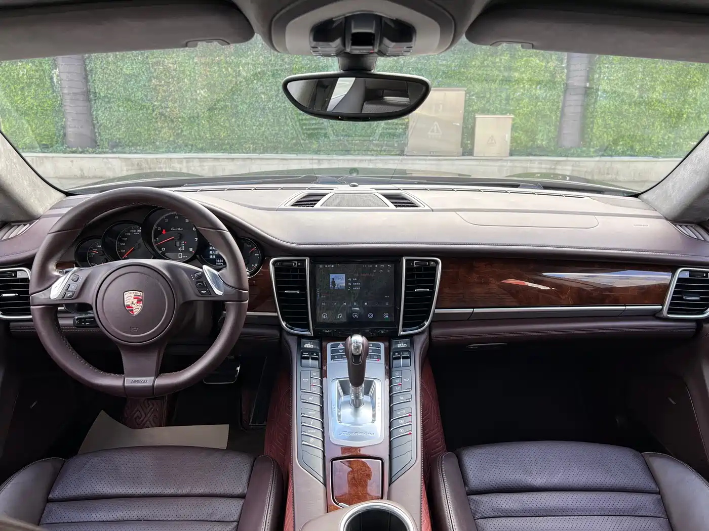 Porsche Panamera 2010 Porsche Panamera Turbo 4.8T фото 17