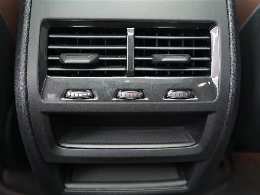 BMW X5 (Import) 2019 xDrive40i M Sport Package фото 16