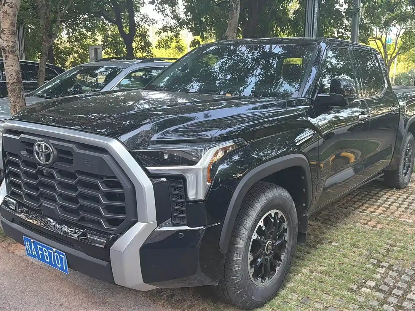 Toyota Tundra 2022 — пригон из Китая