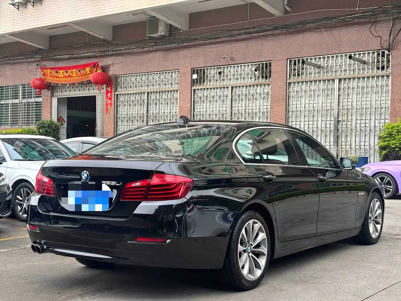BMW 5 Series 2017 525Li Leading Edition фото 5