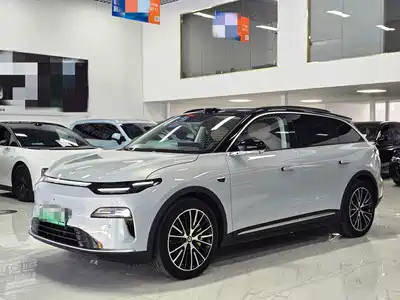 Leapmotor C11