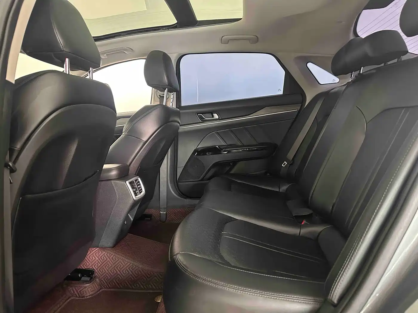 Kia K5 2020 270T CVVD Luxury Tech Version фото 8