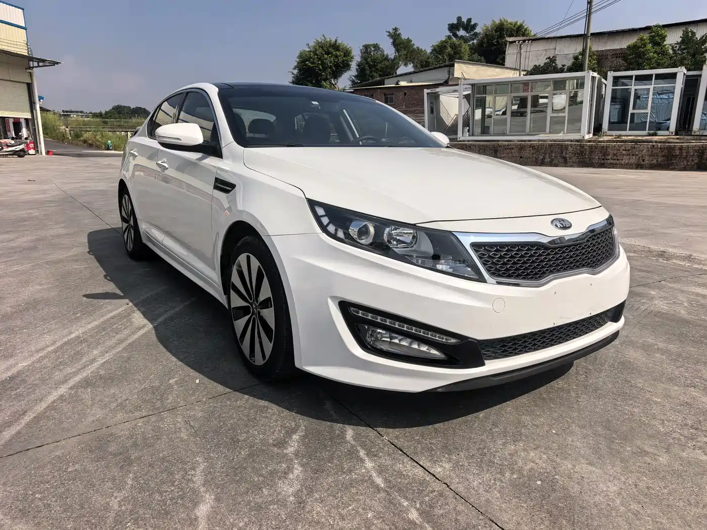 Kia K5 2013 2012 2.0L Automatic DLX