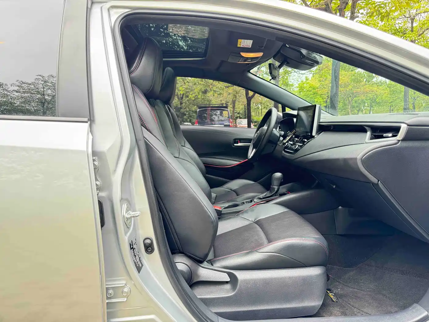 Toyota Levin 2022 185T CVT Sport Edition фото 12