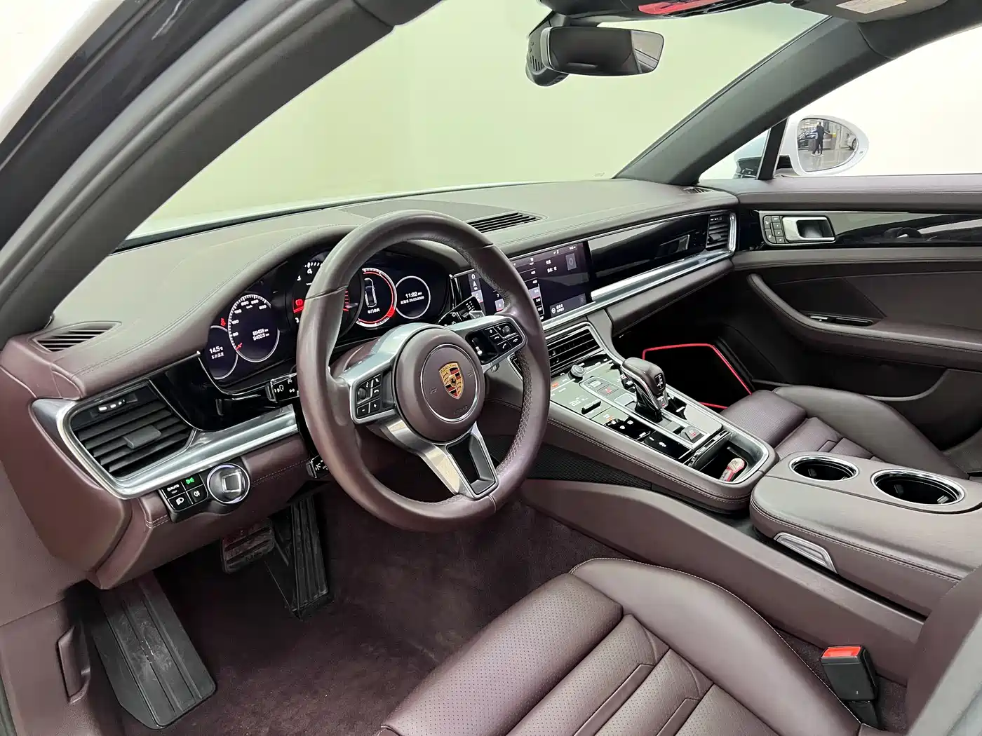 Porsche Panamera 2017 Panamera 4 Executive Long Wheelbase 3.0T фото 8