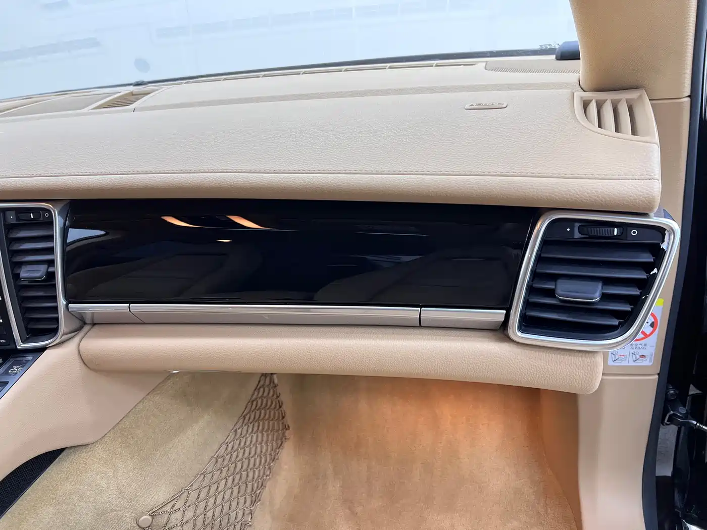 Porsche Panamera 2016 Panamera 4 Edition 3.0T фото 27
