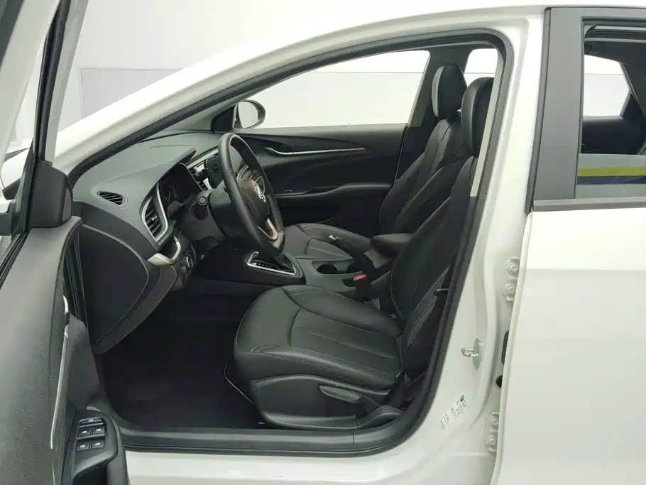 Photo 9 - Buick Excelle