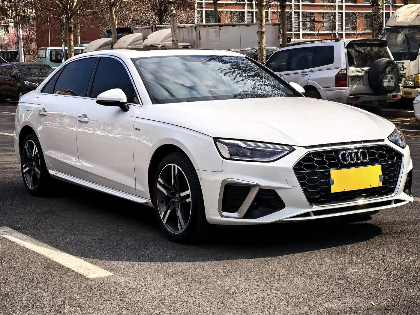 Audi A4L 2020 40 TFSI Luxury Dynamic фото 3