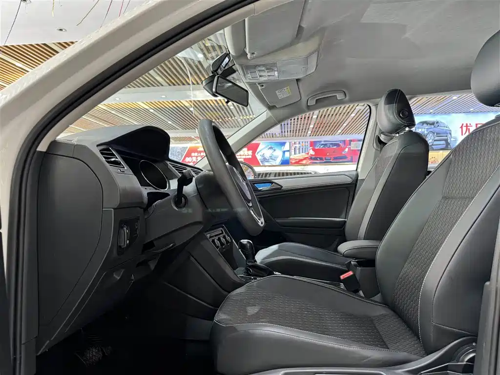 Volkswagen Tiguan L 2020 330TSI Auto 2WD Trend China VI фото 6