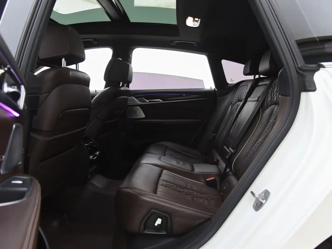 BMW 6 Series GT 2020 630i M Sport Grand Tourer фото 14