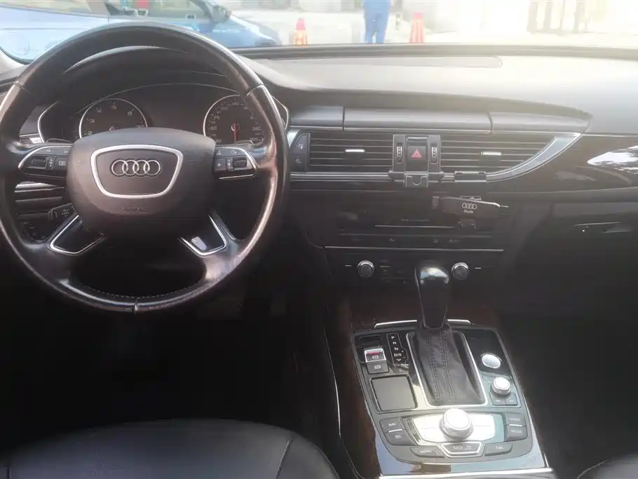 Audi A6L 2017 TFSI Comfort фото 12