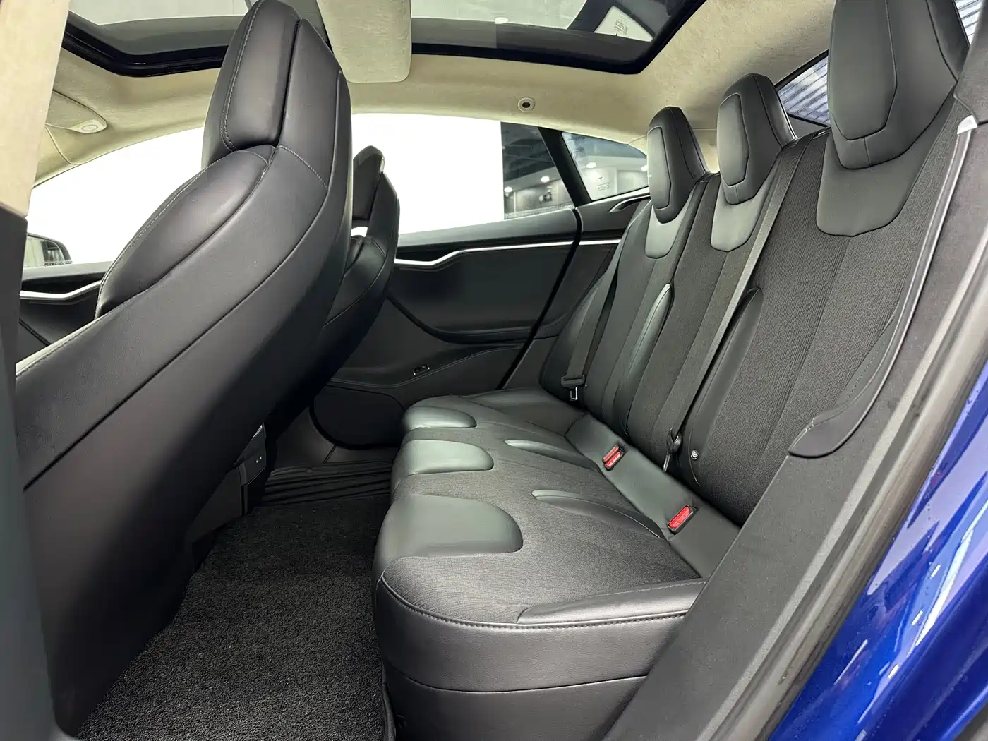 Tesla Model S 2017 2017 Model S 75D Standard Range